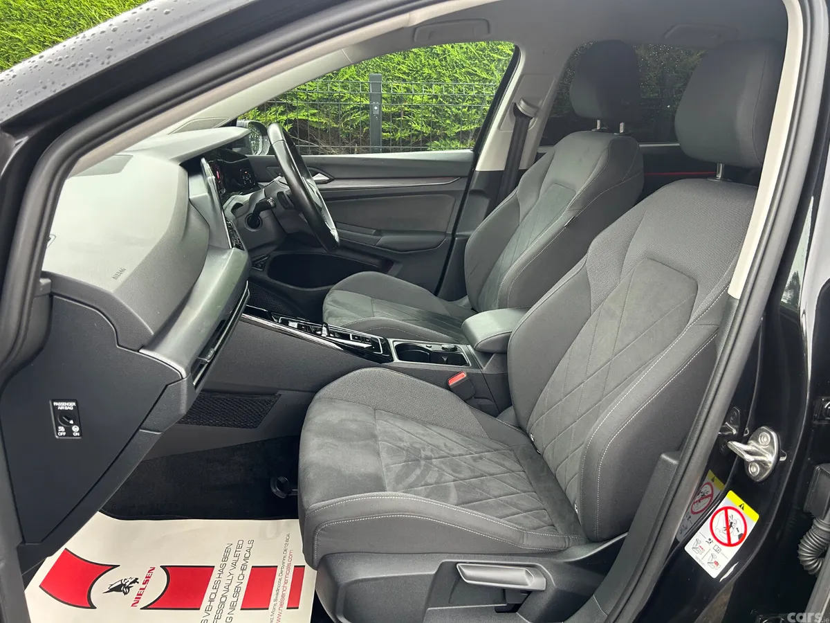 Volkswagen Golf Hatchback, Petrol Hybrid, 2022, Black