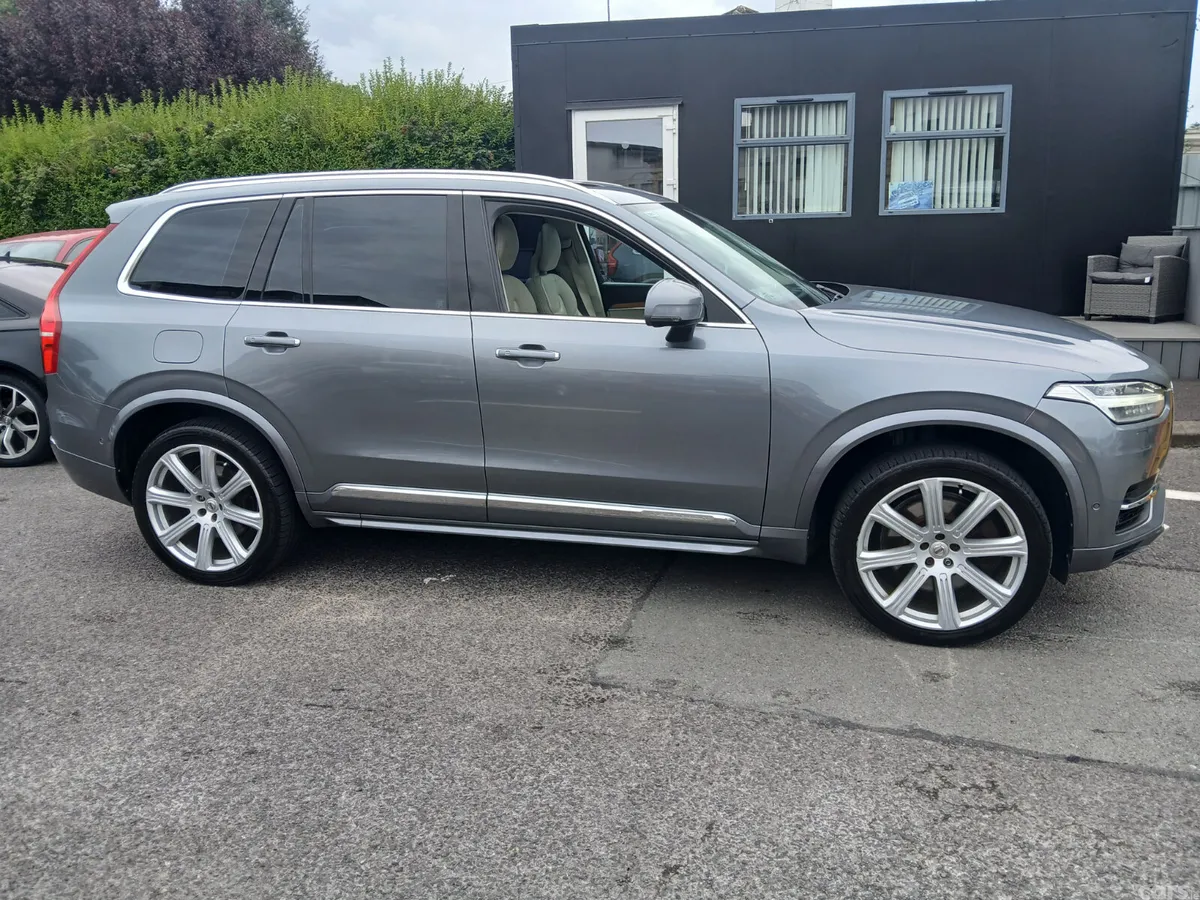 Volvo XC90 SUV, Petrol Plug-in Hybrid, 2016, Grey
