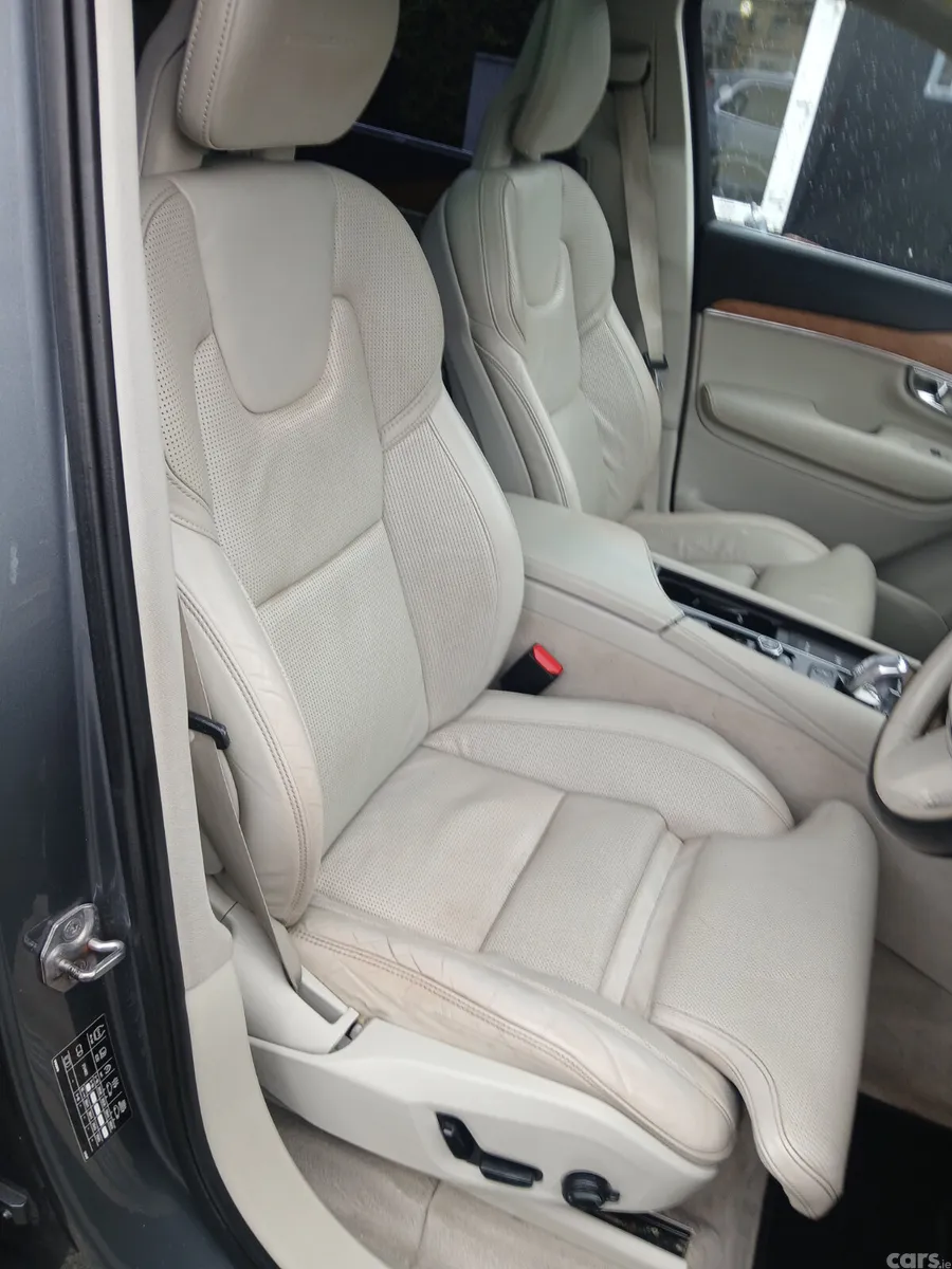 Volvo XC90 SUV, Petrol Plug-in Hybrid, 2016, Grey