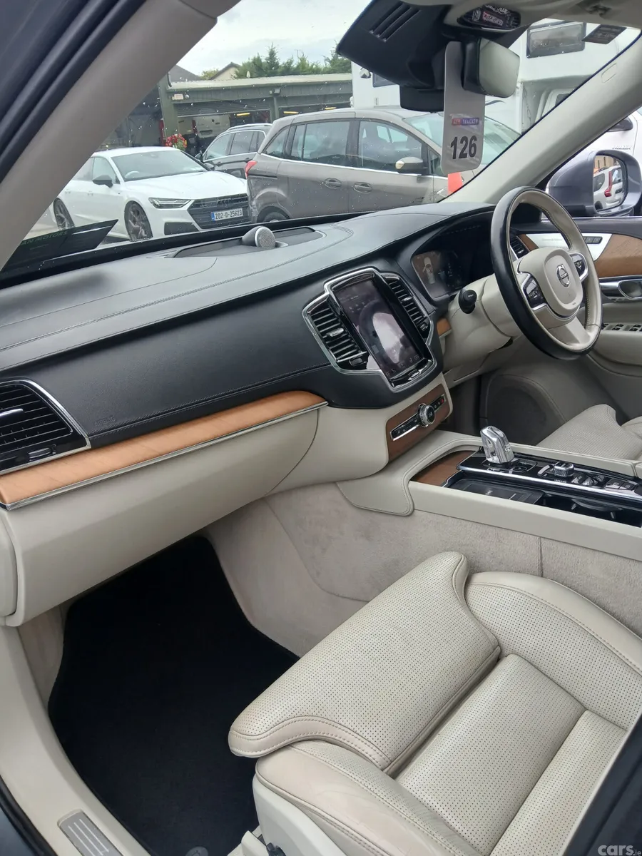 Volvo XC90 SUV, Petrol Plug-in Hybrid, 2016, Grey