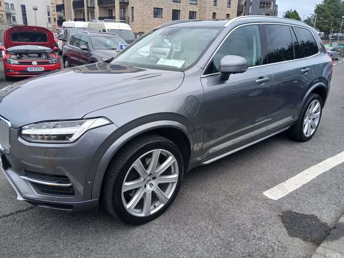 Volvo XC90 SUV, Petrol Plug-in Hybrid, 2016, Grey