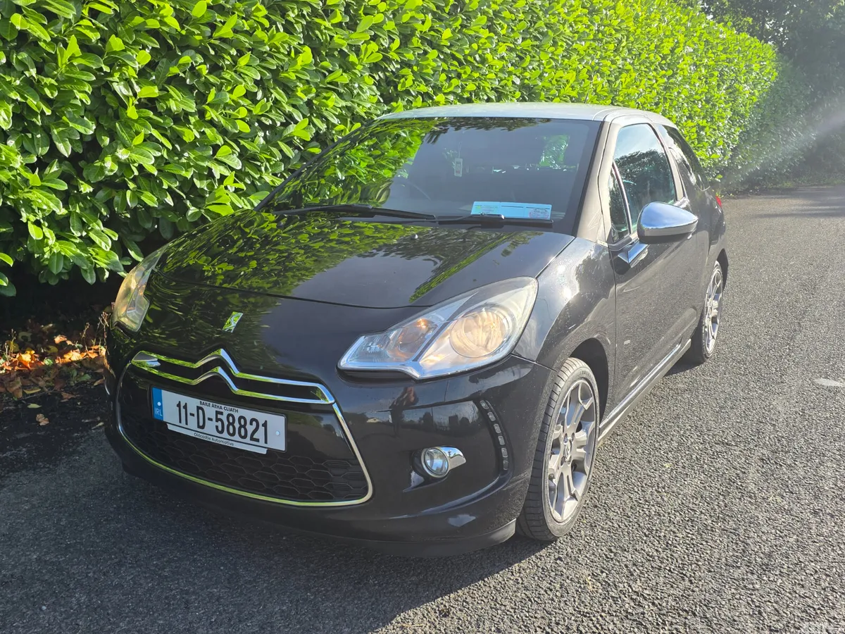 Citroen DS 3 Hatchback, Diesel, 2011, Black