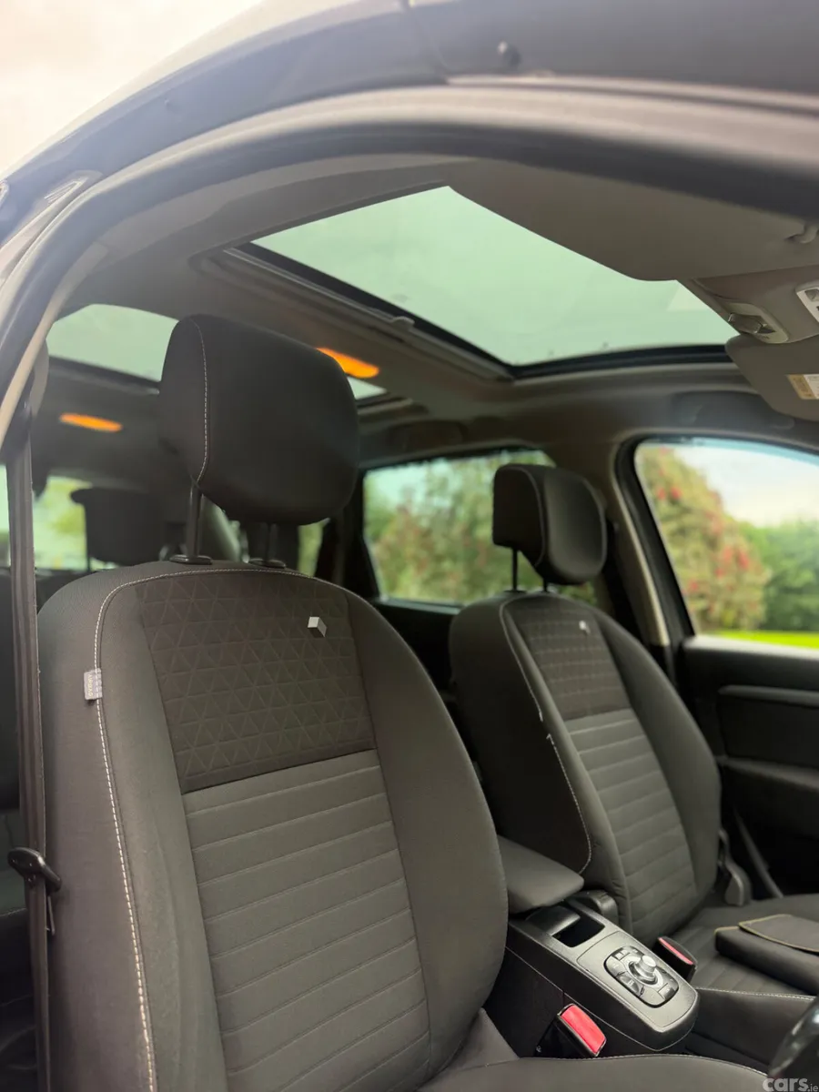 Renault Grand Scenic MPV, Diesel, 2016, Grey