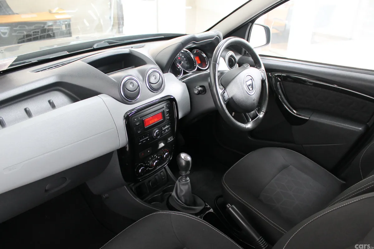 Dacia Duster SUV, Diesel, 2015, Grey