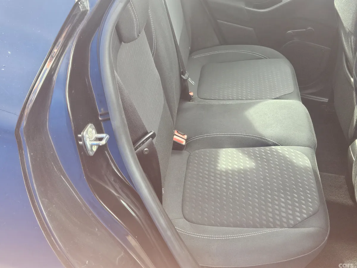 Ford Fiesta Hatchback, Diesel, 2019, Black