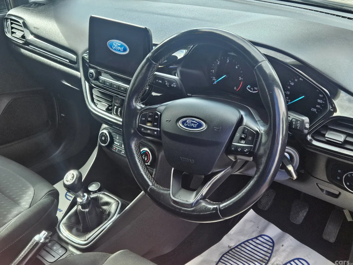 Ford Fiesta Hatchback, Diesel, 2019, Black