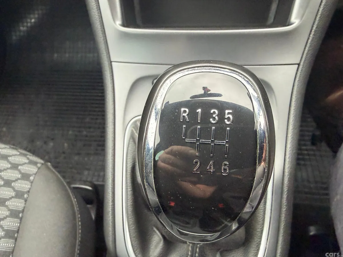 Vauxhall Astra Hatchback, Diesel, 2019, Silver