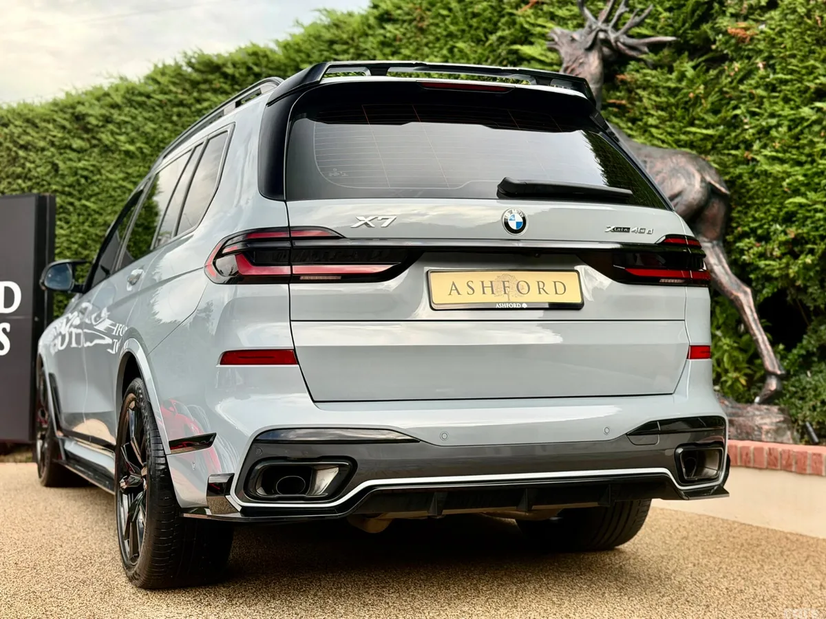 BMW X7 Estate, Diesel, 2024, Grey