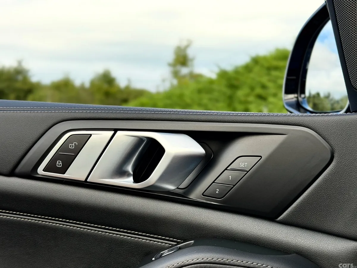 BMW X7 Estate, Diesel, 2024, Grey
