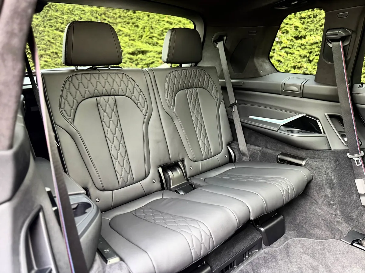 BMW X7 Estate, Diesel, 2024, Grey