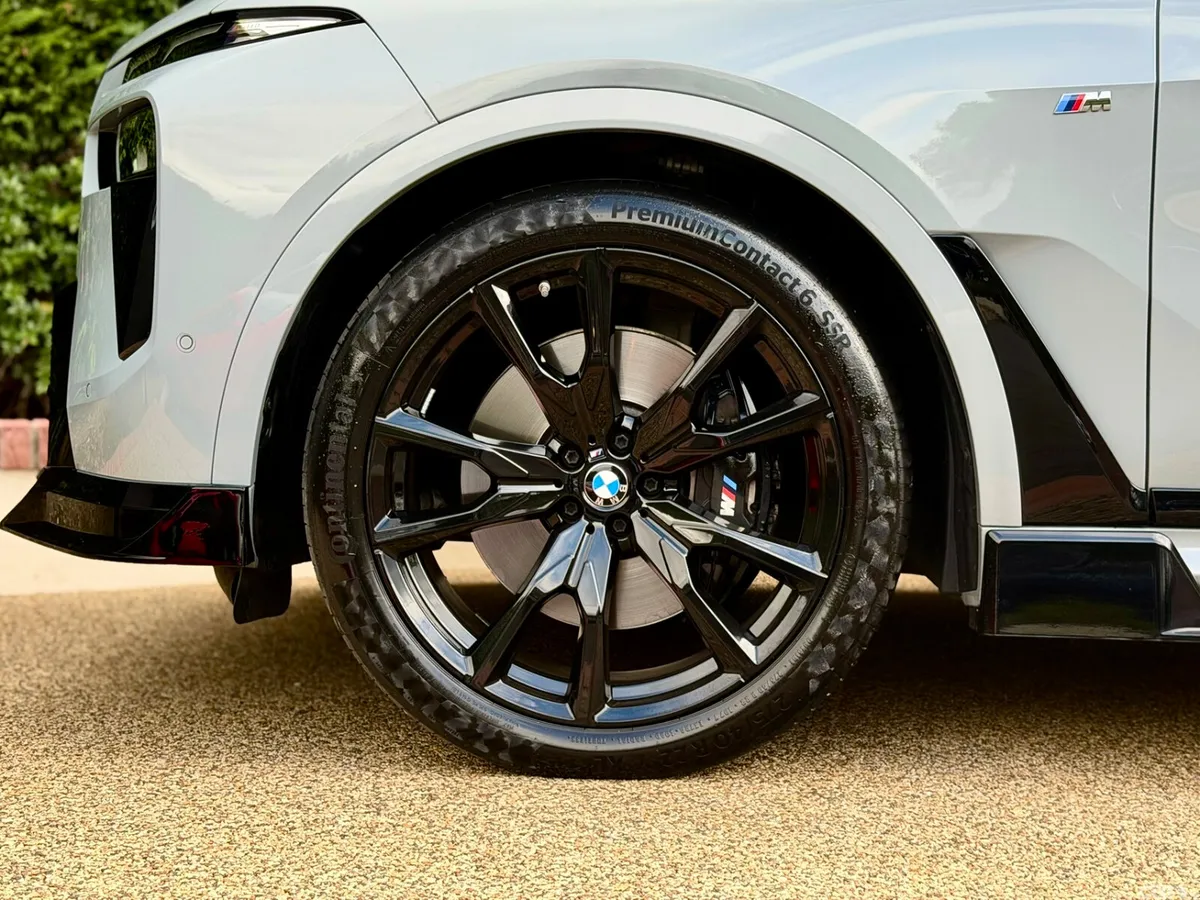 BMW X7 Estate, Diesel, 2024, Grey