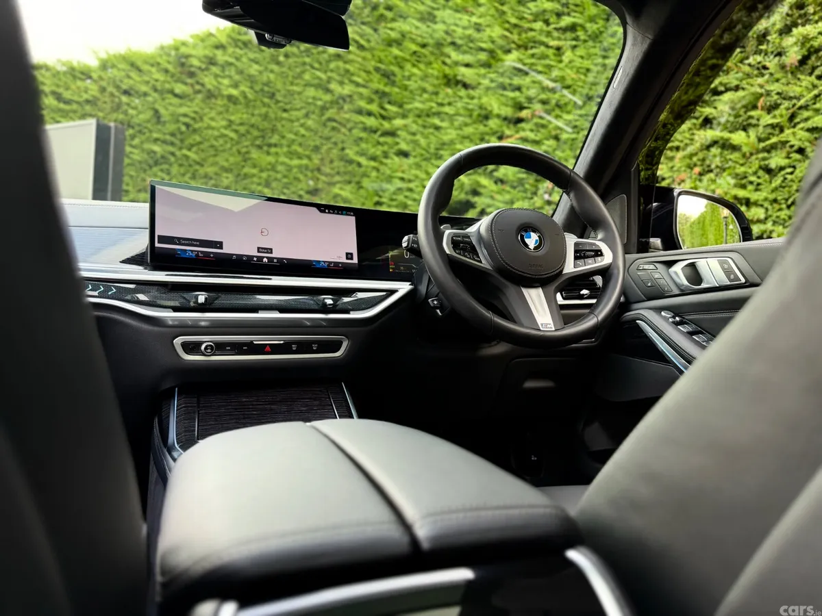 BMW X7 Estate, Diesel, 2024, Grey