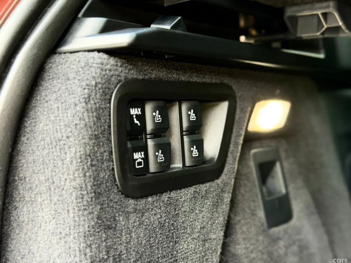 BMW X7 Estate, Diesel, 2024, Grey