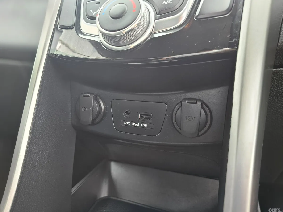 Hyundai i30 Hatchback, Diesel, 2013, Red