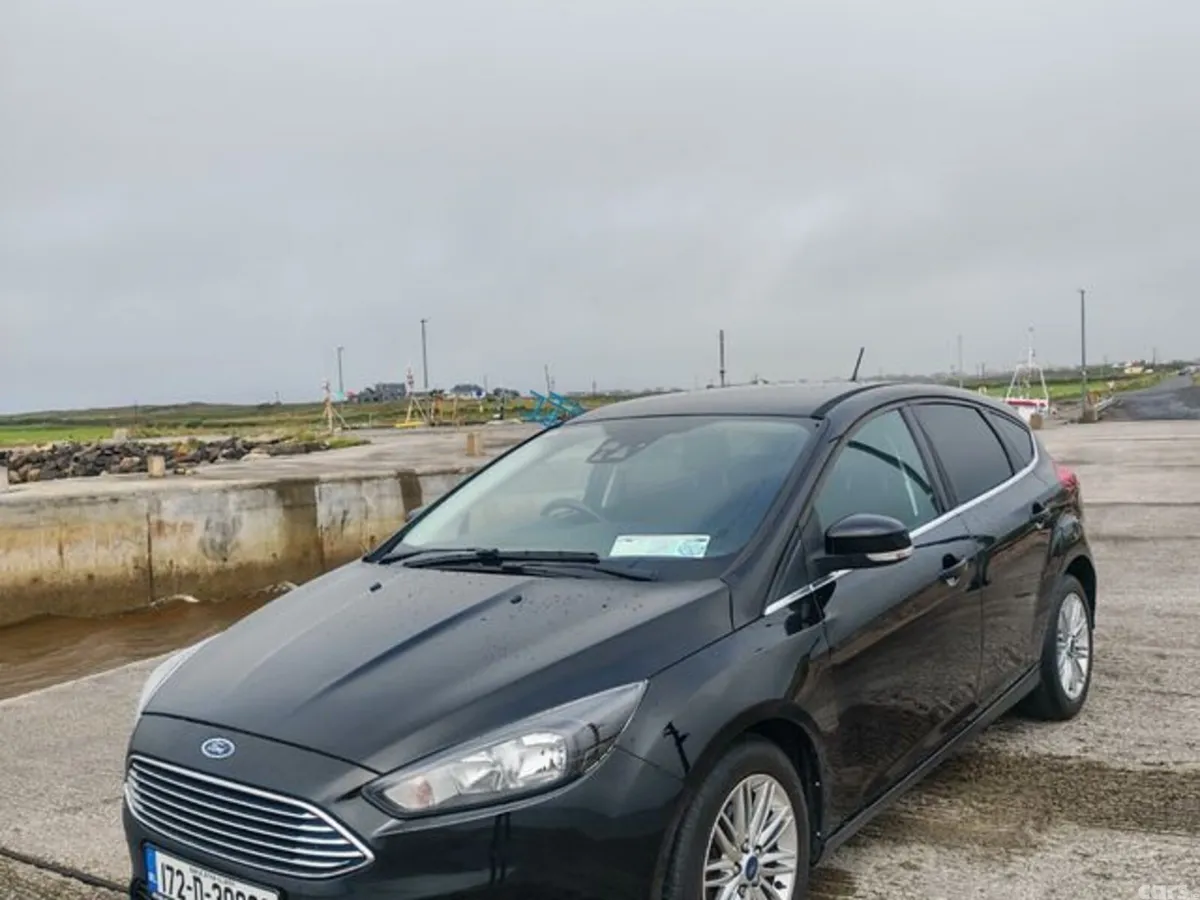 Ford Focus Hatchback, Diesel, 2017, Black