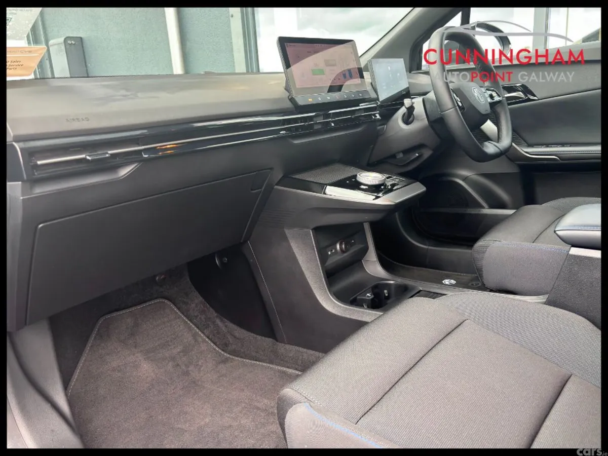 MG 4 Hatchback, Electric, 2024, Black