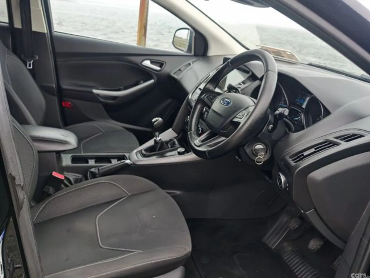 Ford Focus Hatchback, Diesel, 2017, Black