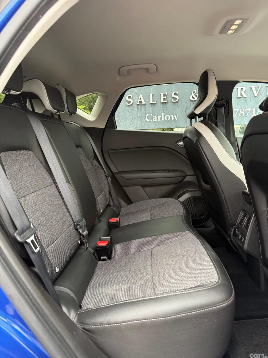Renault Captur Hatchback, Petrol, 2020, Blue