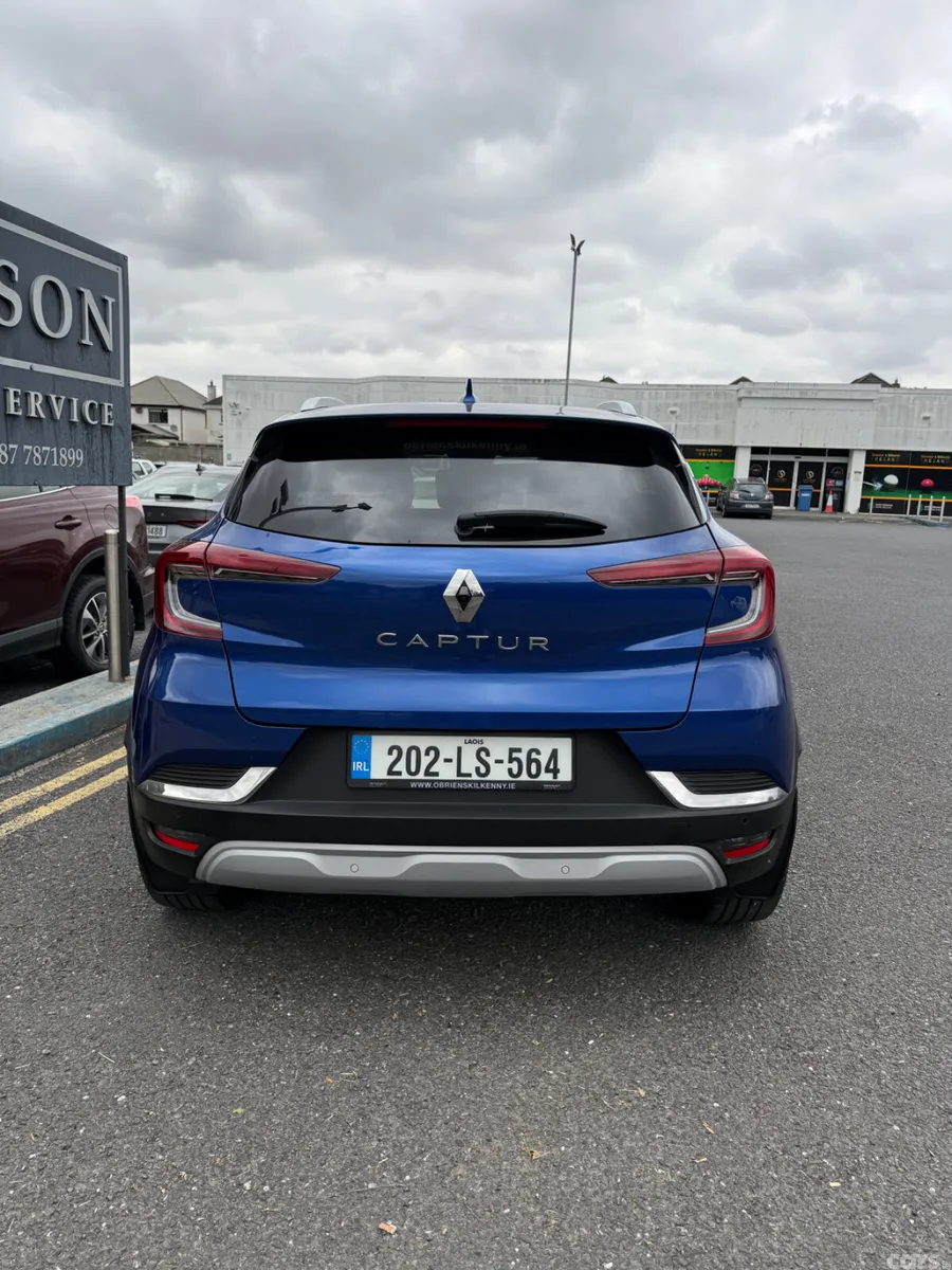 Renault Captur Hatchback, Petrol, 2020, Blue