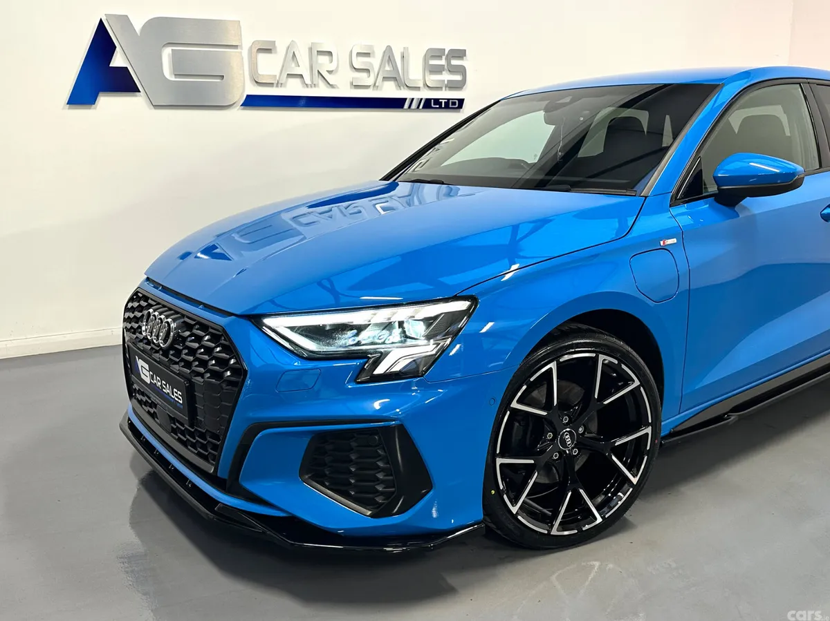Audi A3 Hatchback, Petrol Hybrid, 2023, Blue