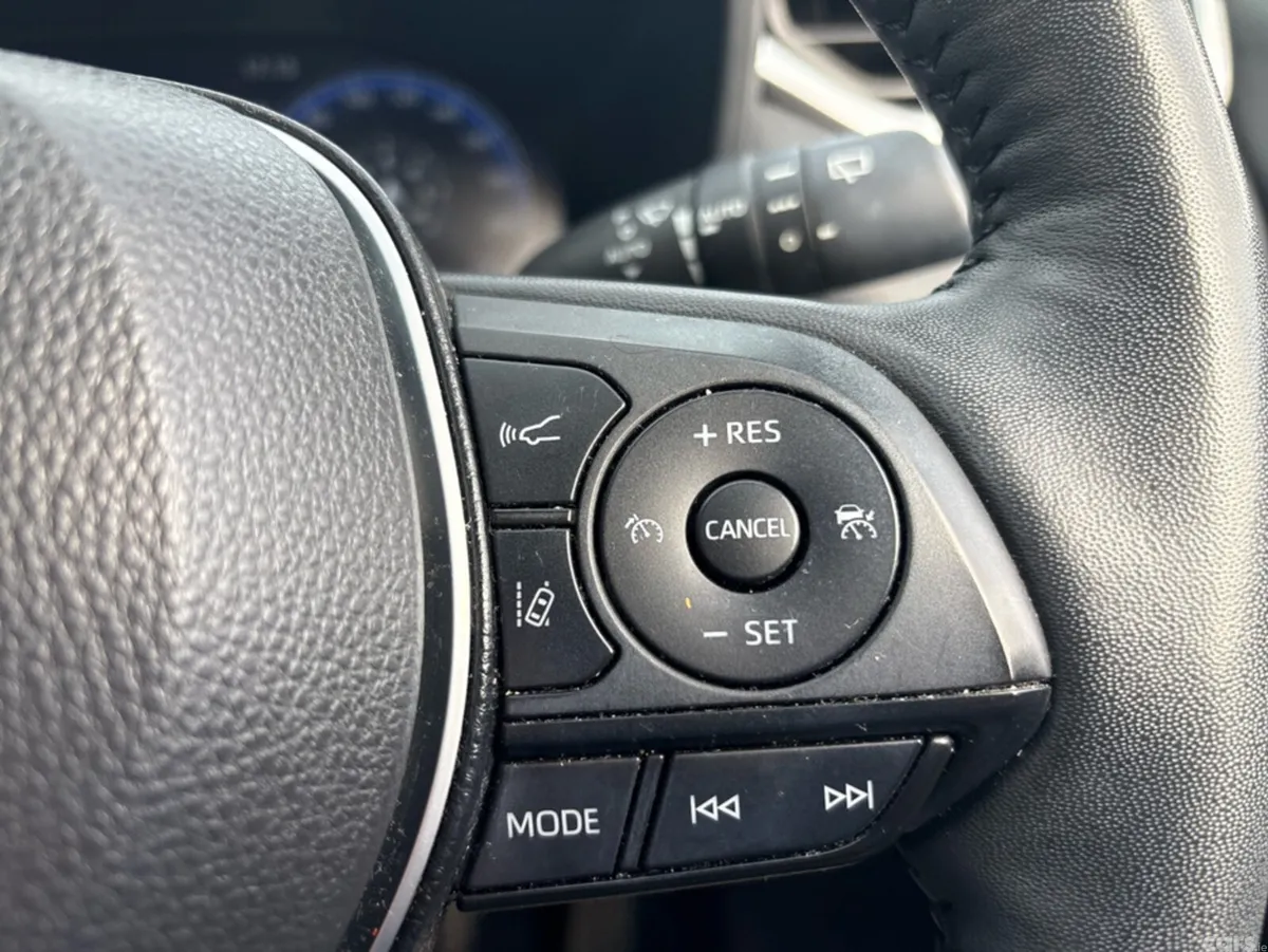 Toyota RAV4 SUV, Petrol Hybrid, 2024, Blue