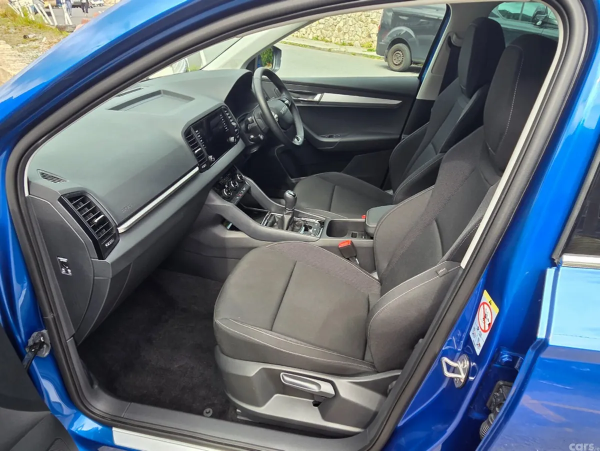 Skoda Karoq SUV, Petrol, 2026, Blue