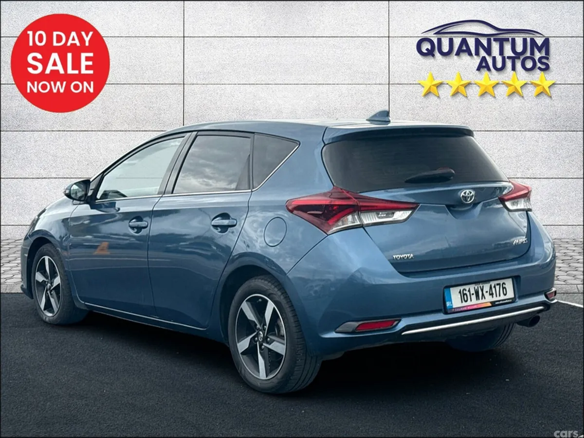 Toyota Auris Hatchback, Diesel, 2016, Blue