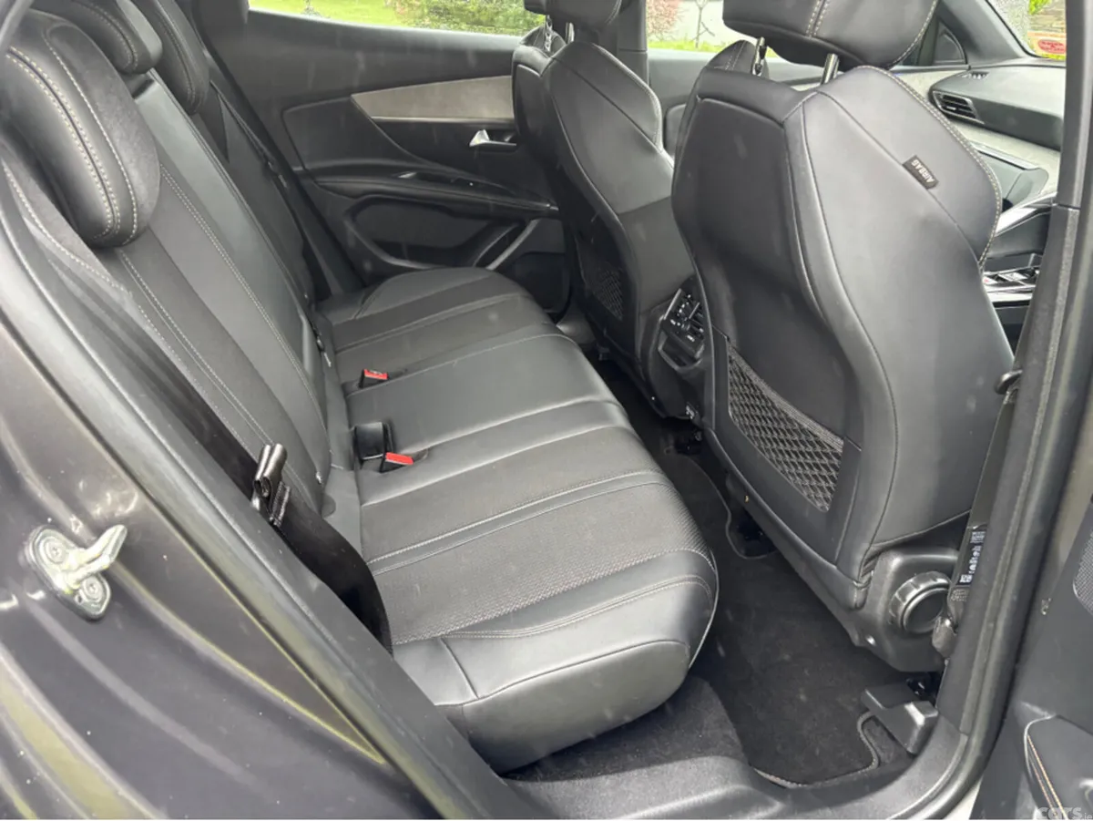 Peugeot 3008 MPV, Diesel, 2024, Grey
