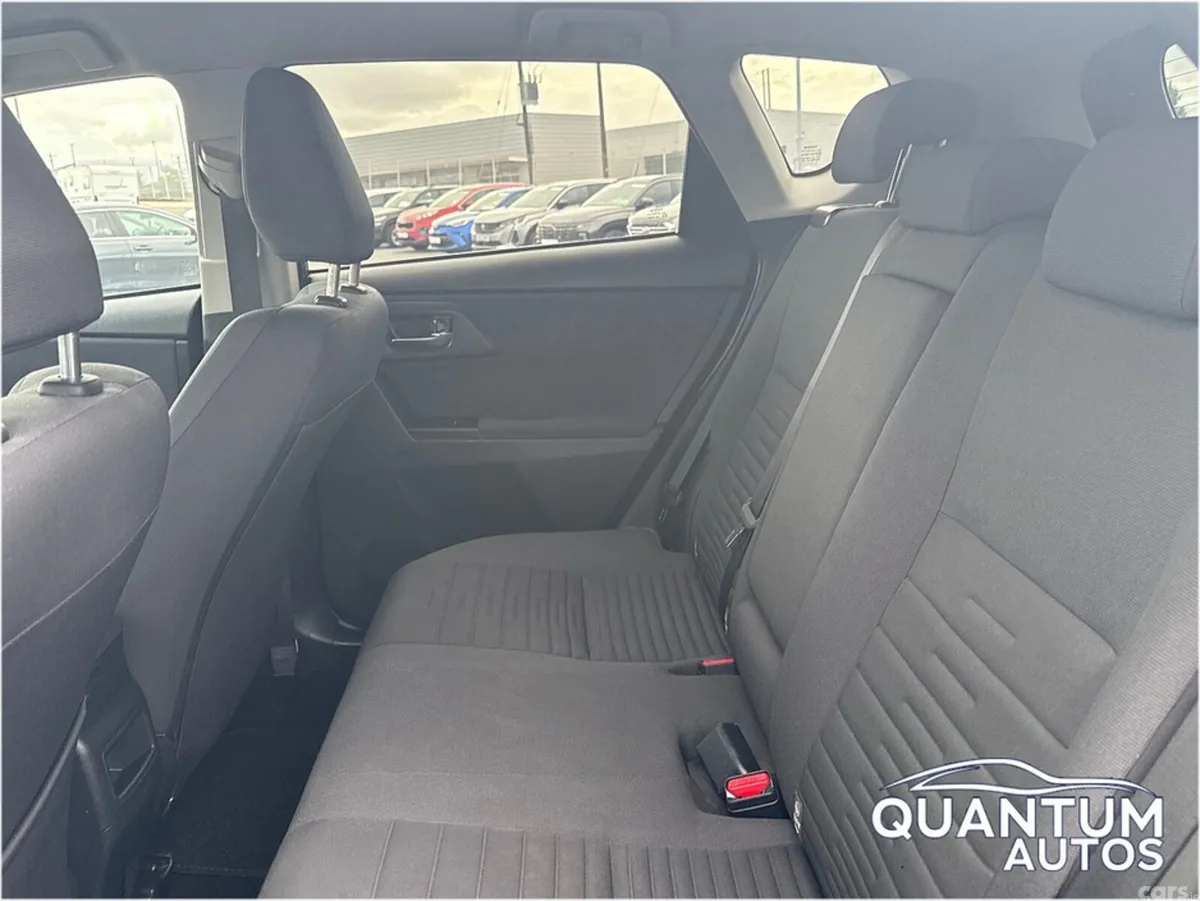 Toyota Auris Hatchback, Diesel, 2016, Blue