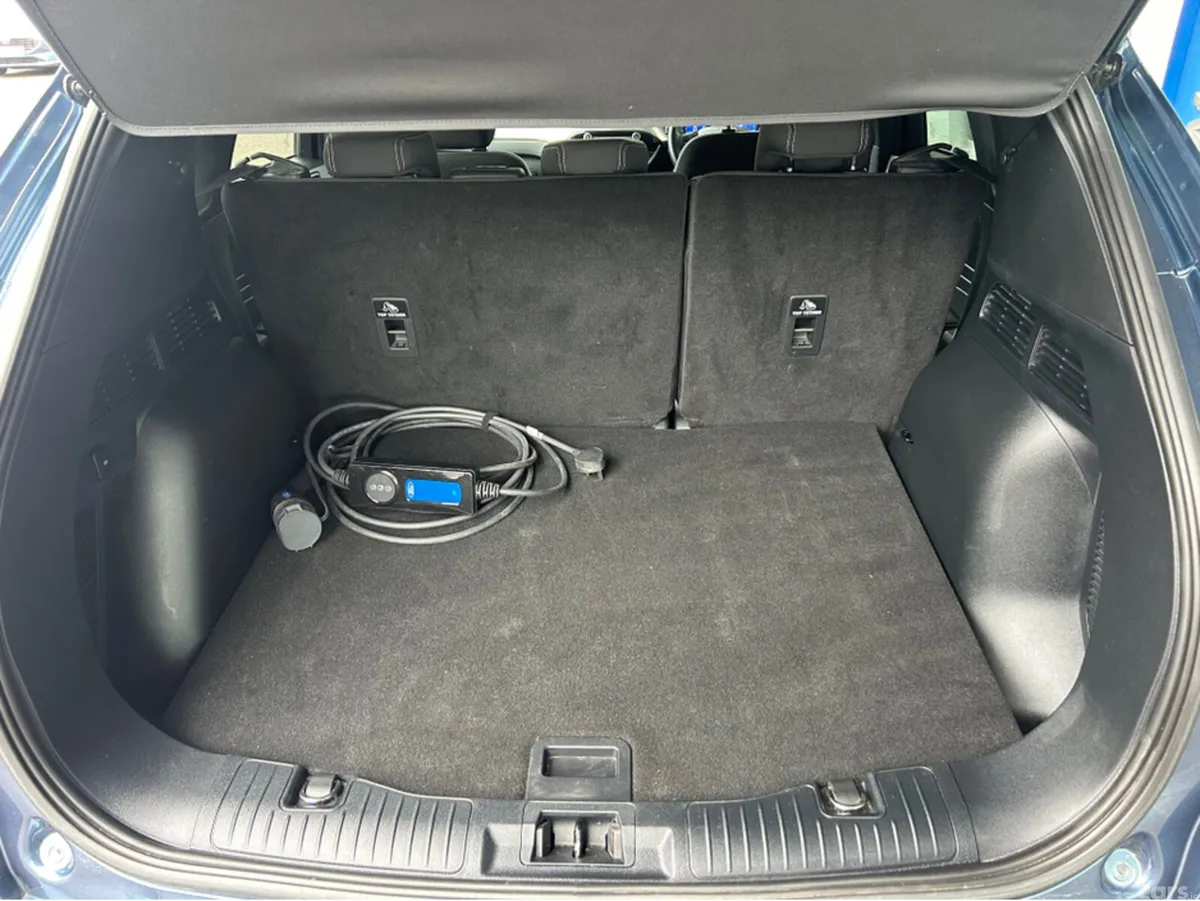 Ford Kuga MPV, Petrol, 2023, Blue