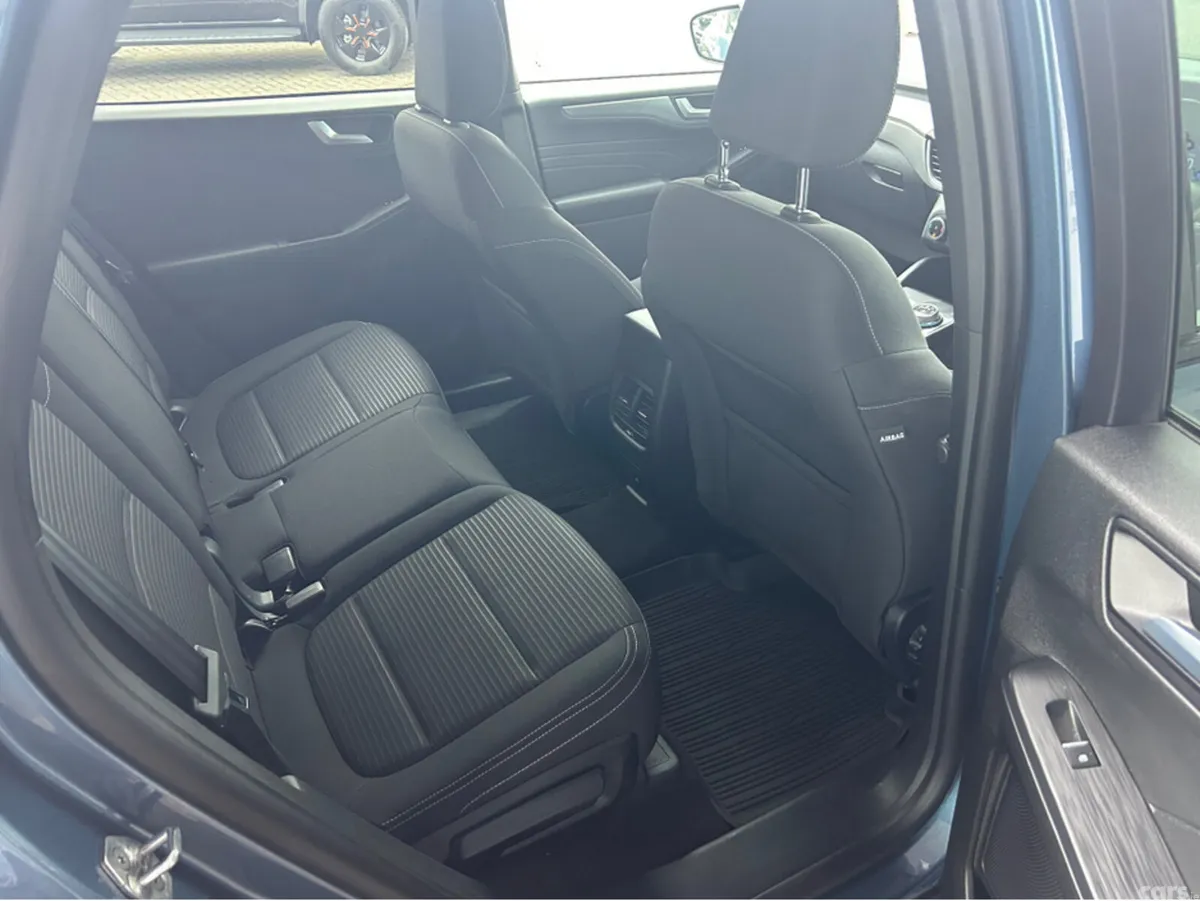 Ford Kuga MPV, Petrol, 2023, Blue