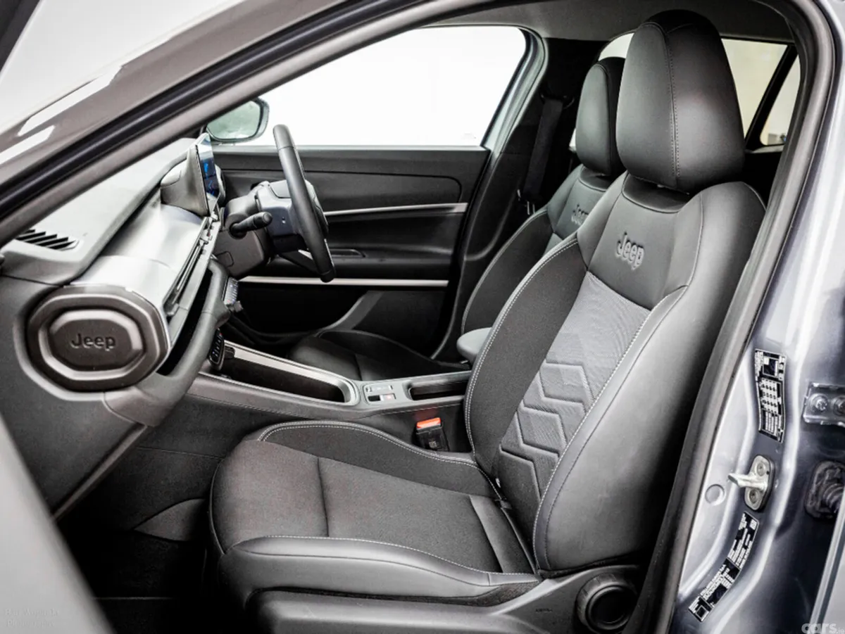 Jeep Avenger SUV, Electric, 2025, Black