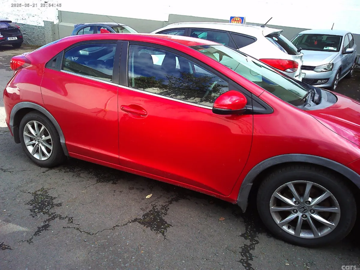 Honda Civic Hatchback, Diesel, 2012, Red