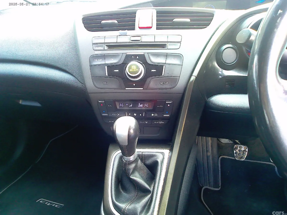 Honda Civic Hatchback, Diesel, 2012, Red