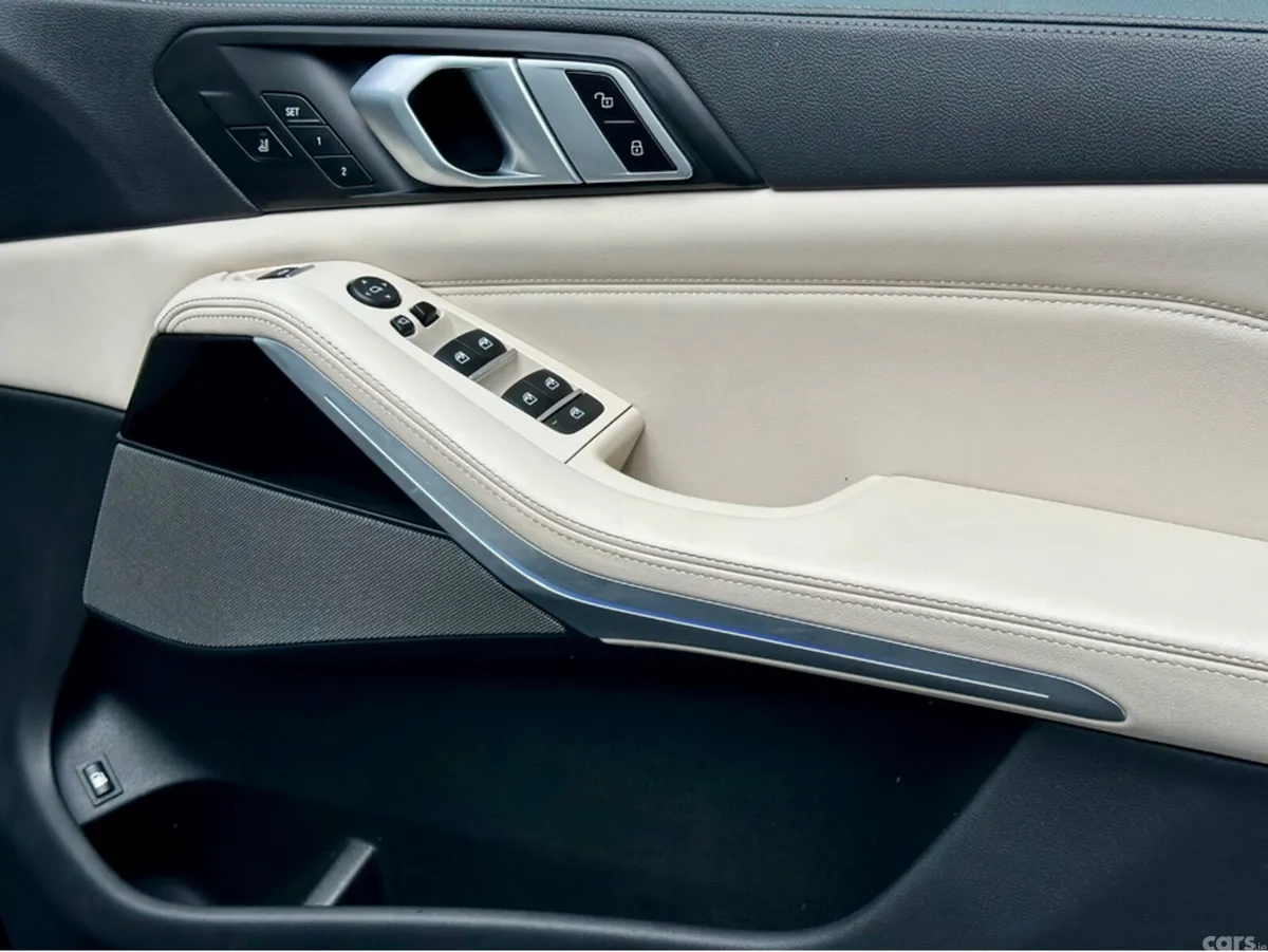 BMW X5 SUV, Petrol Plug-in Hybrid, 2023, Black