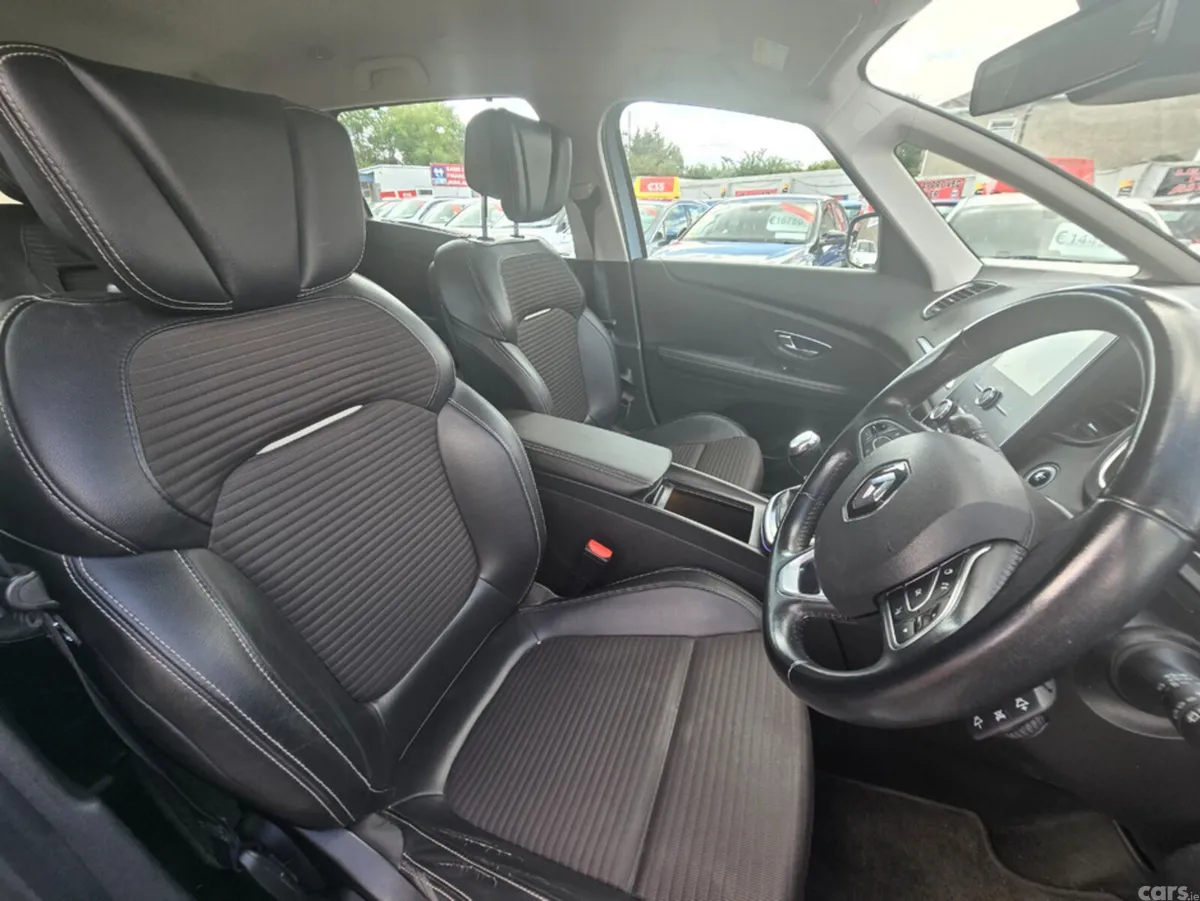 Renault Grand Scenic Hatchback, Diesel, 2018, Blue