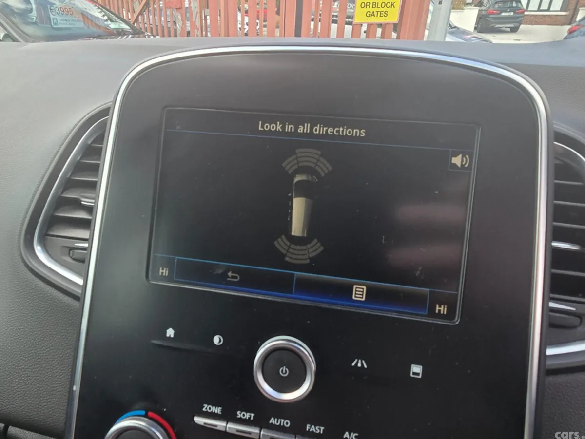 Renault Grand Scenic Hatchback, Diesel, 2018, Blue