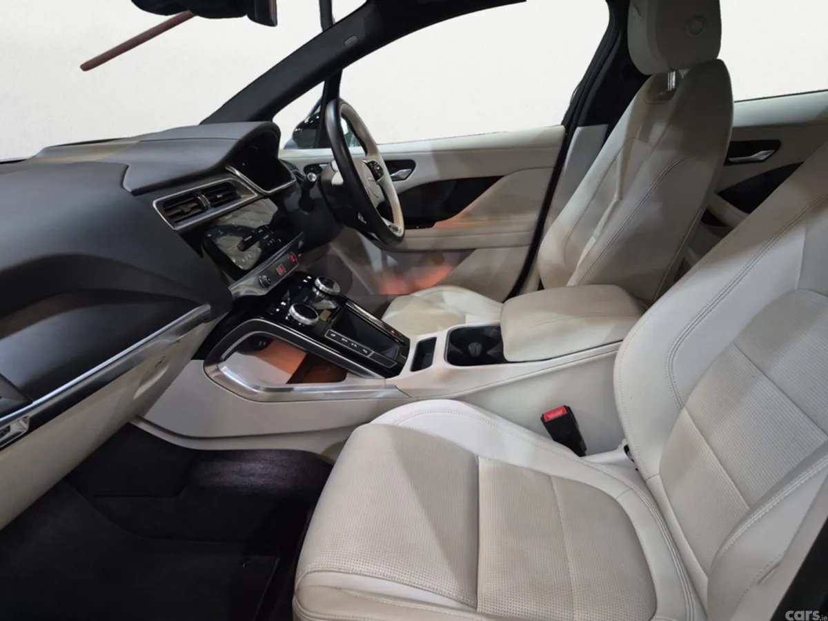 Jaguar I-Pace SUV, Electric, 2024, Black