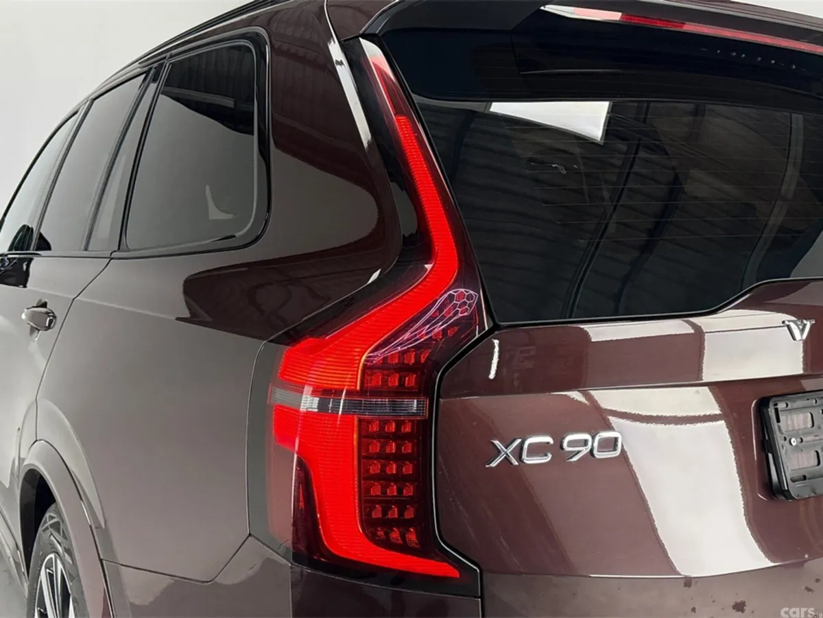 Volvo XC90 Estate, Petrol Hybrid, 2025, Red