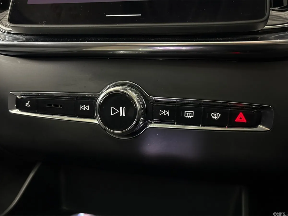 Volvo XC90 Estate, Petrol Hybrid, 2025, Red