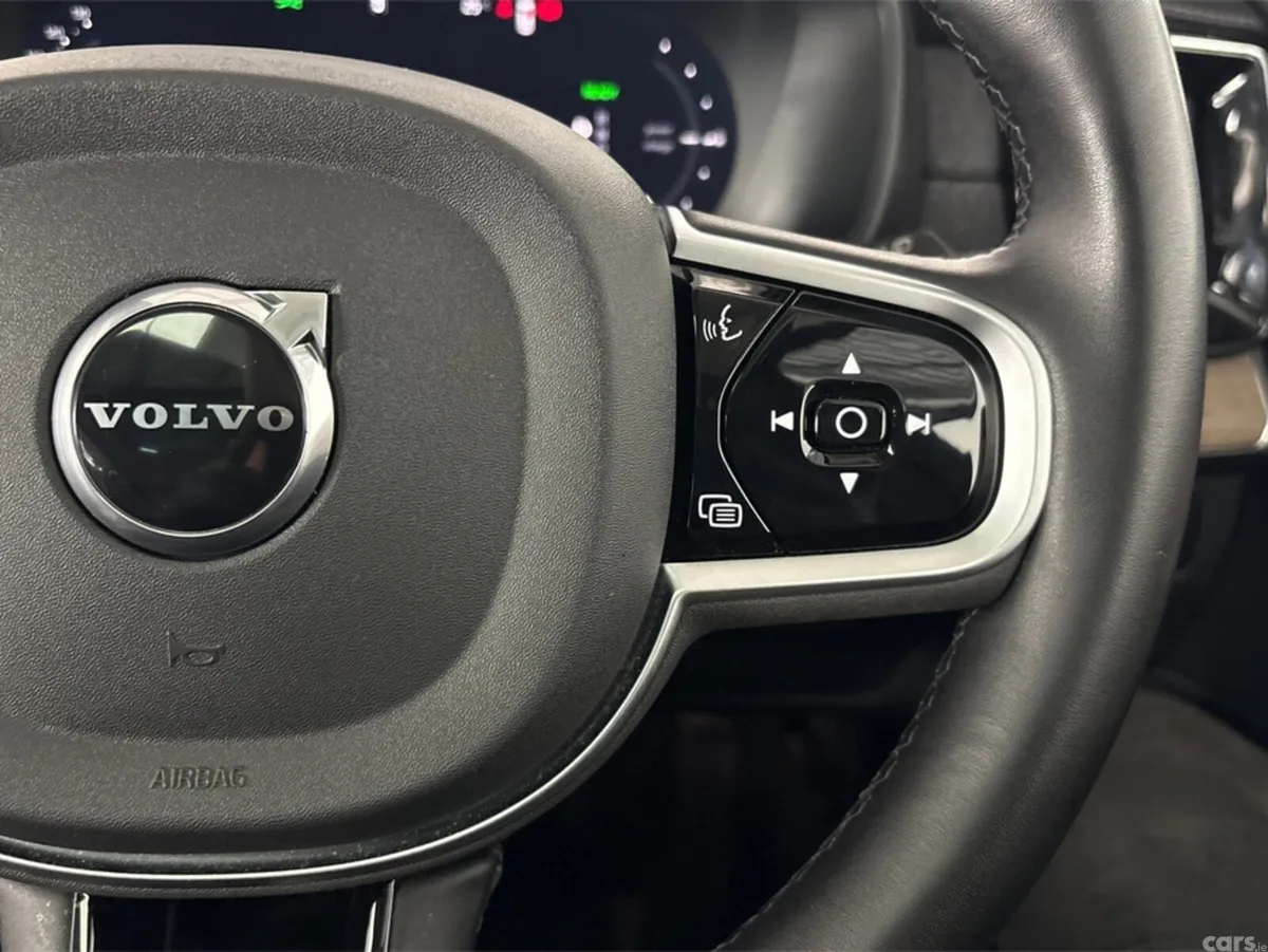 Volvo XC90 Estate, Petrol Hybrid, 2025, Red