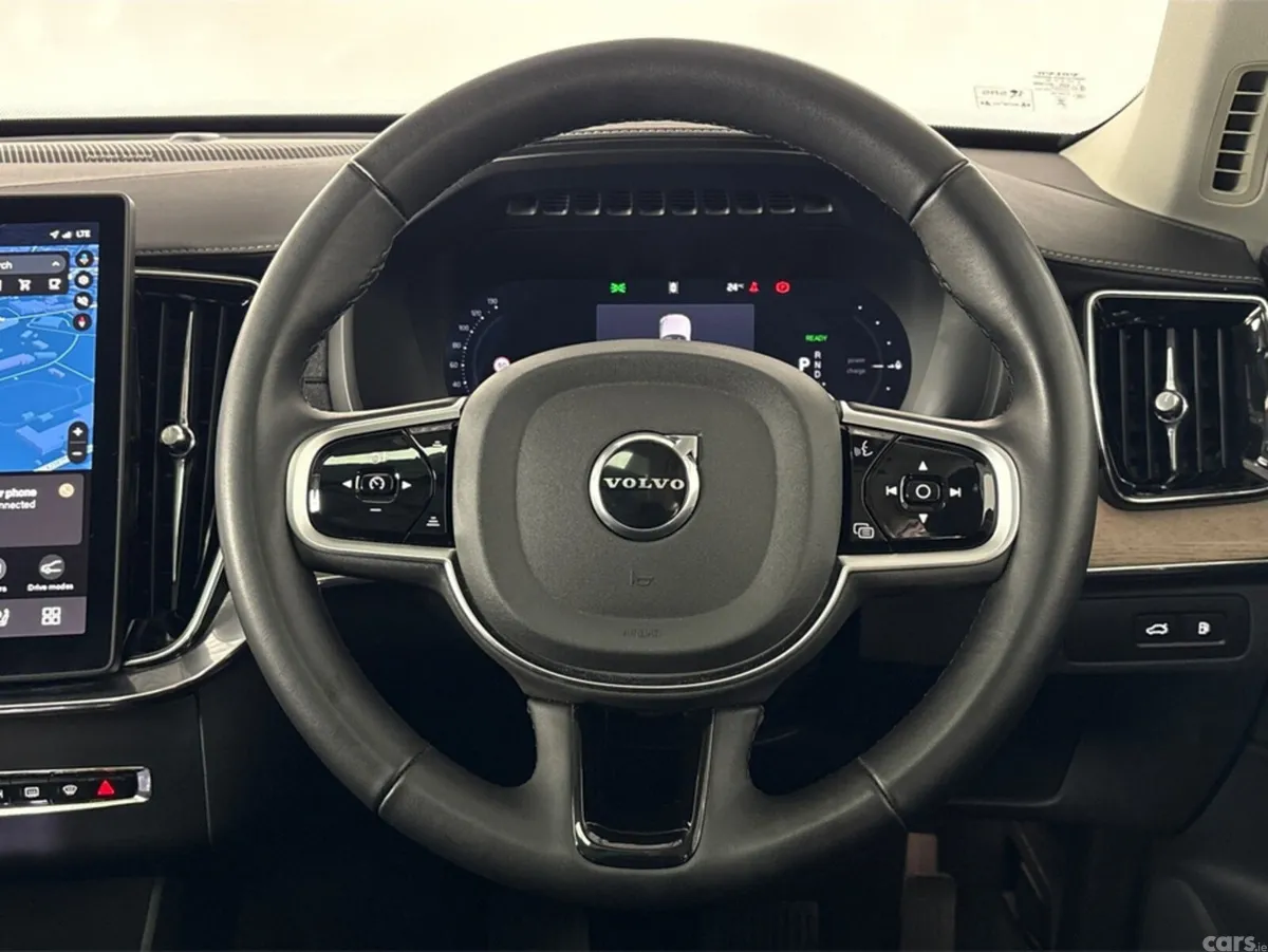 Volvo XC90 Estate, Petrol Hybrid, 2025, Red