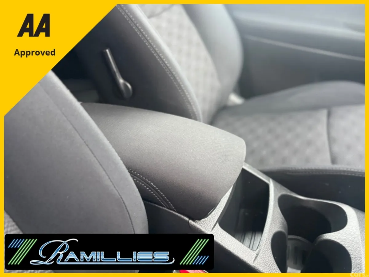 Nissan Qashqai MPV, Diesel, 2015, Black
