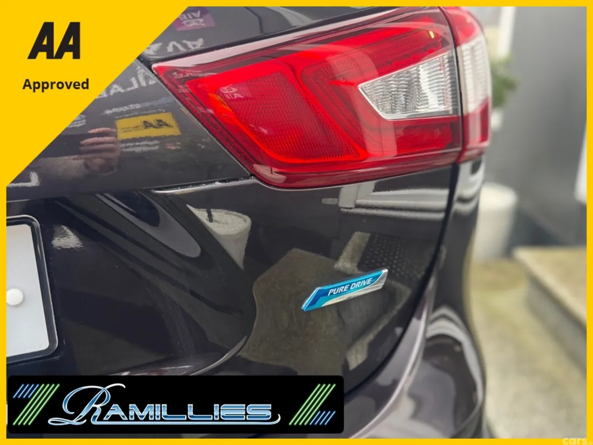 Nissan Qashqai MPV, Diesel, 2015, Black