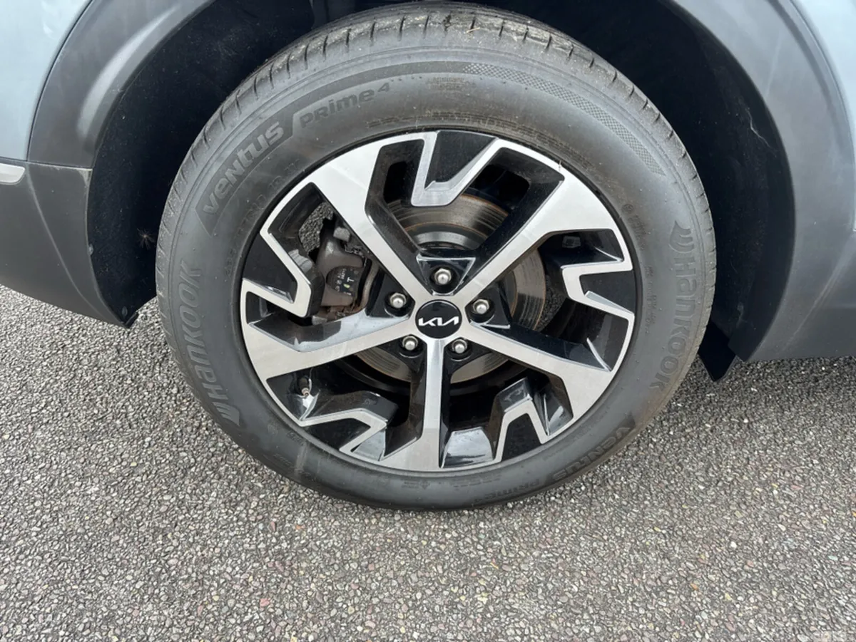 Kia Sportage MPV, Diesel, 2024, Grey