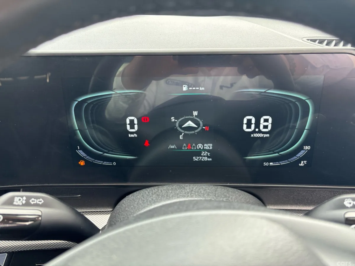 Kia Sportage MPV, Diesel, 2024, Grey