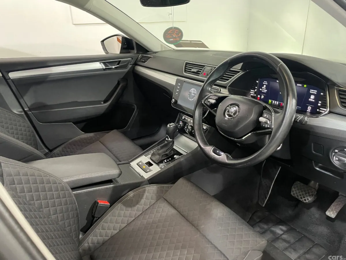 Skoda Superb Estate, Diesel, 2023, Black