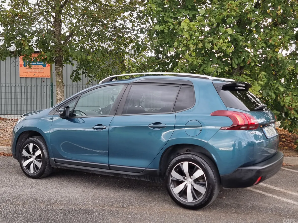 Peugeot 2008 Estate, Petrol, 2019, Green