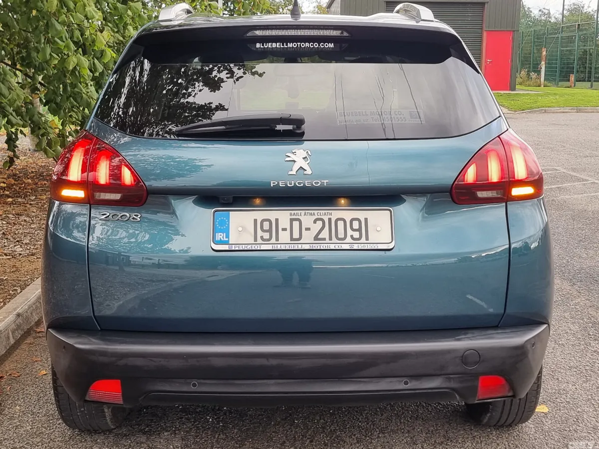 Peugeot 2008 Estate, Petrol, 2019, Green