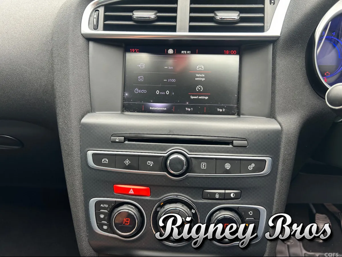 Citroen DS 4 Hatchback, Diesel, 2019, White